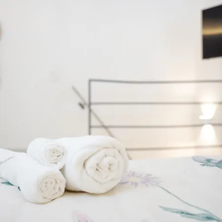 Apartment Joia's House In The Historic Centre L.b. Naples
