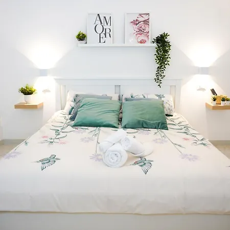 Apartment Joia's House In The Historic Centre L.b. Naples