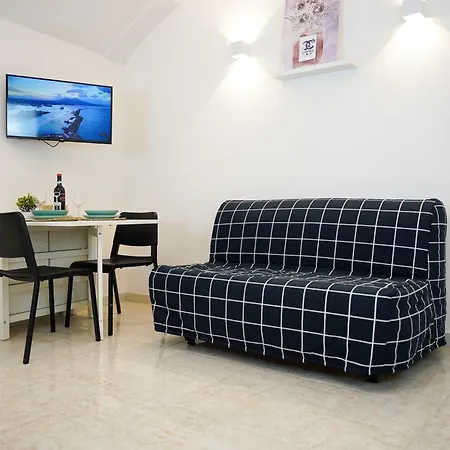 Joia's House In The Historic Centre L.b. Apartment Naples