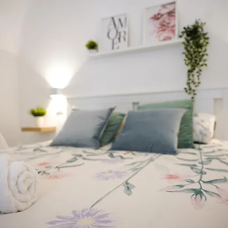 Apartment Joia's House In The Historic Centre L.b.